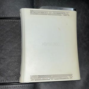XBOX 360 (No Cables)